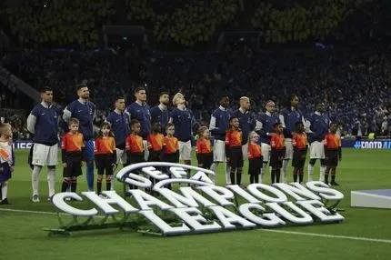 Η UEFA τιμώρησε την Τότεναμ για ναζιστικούς χαιρετισμούς οπαδών της: Τους απέκλεισαν επ’ αόριστον οι Λονδρέζοι
