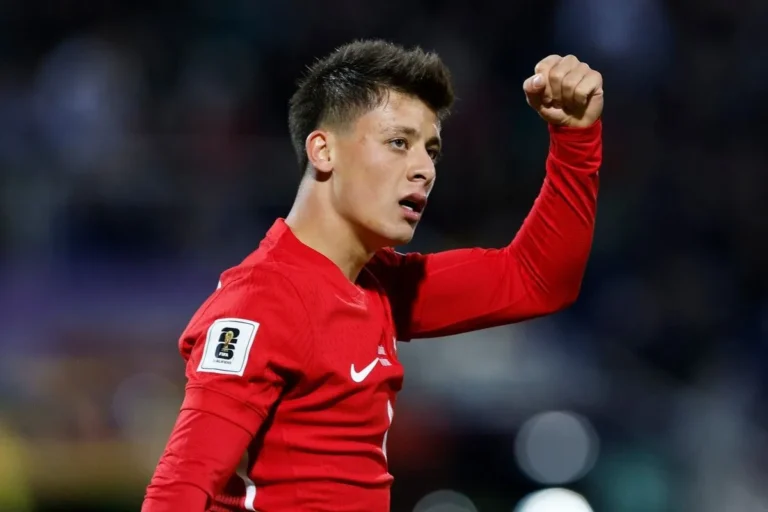 Τουρκία – Ρουμανία 1-0: Η έμπνευση του Γκιουλέρ λύγισε την ομάδα του Λουτσέσκου και έδωσε την πρόκριση στους γηπεδούχους στον τελικό των playoffs