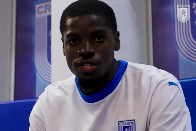 Ολυμπιακός: Ο Ενσιμπά στο προσκήνιο των ερυθρολεύκων, σύμφωνα με το AfricaFoot