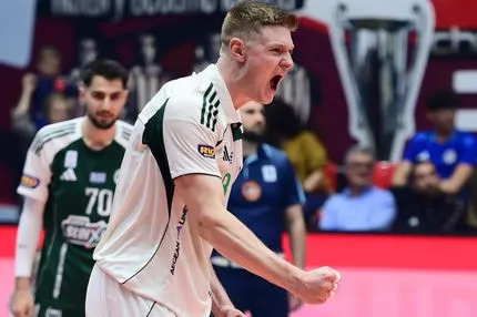 Ολυμπιακός – Παναθηναϊκός 2-3: Οι πράσινοι αύξησαν στο 8-0 το σερί με τους “ερυθρόλευκους” με το break στον Ρλεντη και αγκάλιασαν την πρόκριση στους τελικούς