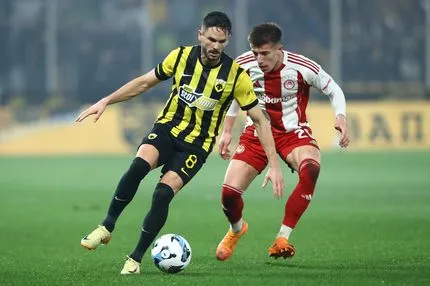 Stoiximan Super League: Η μάχη του τίτλου φουντώνει, οι πιθανότητες των τριών διεκδικητών