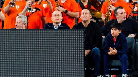 Ολυμπιακός: Γιατί πήγαν οι Αγγελόπουλοι και όλοι οι διοικούντες στη Βαλένθια