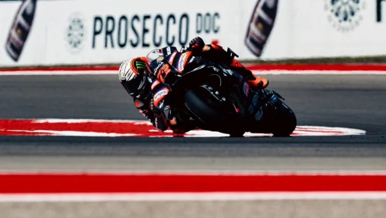 MotoGP: Ιστορικό ρεκόρ και «πενταρέ» νικών για τον Μπετζέκι