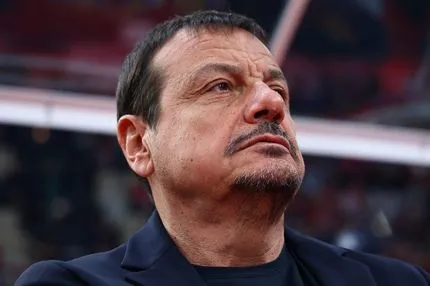 Aταμάν: «Ήμασταν κακοί επιθετικά, αλλά ήταν καθοριστικό το σφύριγμα για φάουλ στον Φουρνιέ»