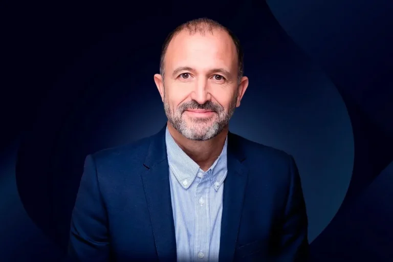 Ολυμπιακός – Παναθηναϊκός AKTOR: Ο νέος CEO της EuroLeague, Τσους Μπουένο, στο ΣΕΦ για το ντέρμπι αιωνίων