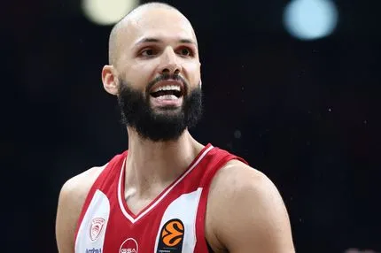 Ολυμπιακός – Ρεάλ: Ο Εβάν Φουρνιέ παίζει παρά τις στομαχικές διαταραχές