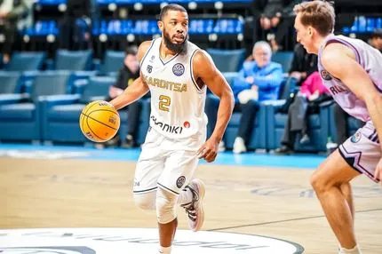 Καρδίτσα – Άλμπα Βερολίνου 71-76: Οι Θεσσαλοί ηττήθηκαν από τη γερμανική ομάδα και δεν έκαναν τη “χάρη” στην ΑΕΚ