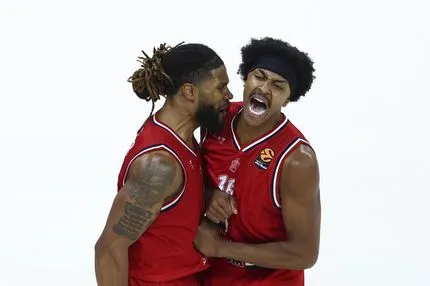 Αρμάνι – Μπαρτσελόνα 87-84: Οι Καταλανοί πλησίασαν την ανατροπή του αιώνα, με τους Ιταλούς να αποφεύγουν την αυτοκτονία