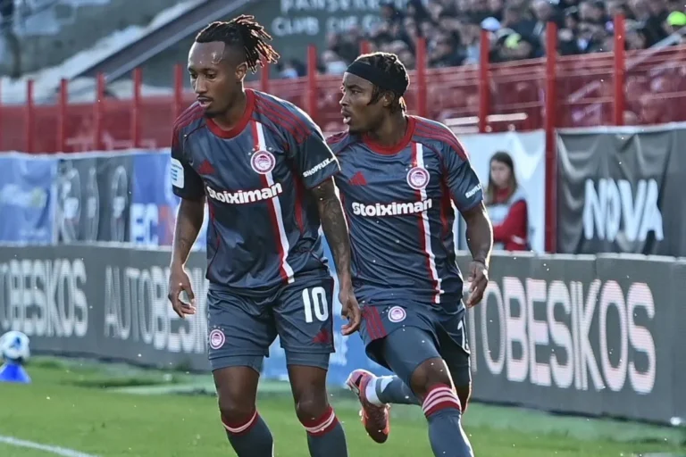 Ολυμπιακός: O φορμαρισμένος Μαρτίνς και ο Μπρούνο με ρεκόρ όργωσαν την αριστερή πλευρά