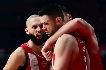 Ολυμπιακός: Έφτασε τις 11 συνεχόμενες νίκες απέναντι στον Παναθηναϊκό AKTOR στην EuroLeague