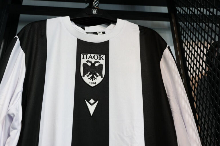 ΠΑΟΚ: Sold out η επετειακή φανέλα του Δικεφάλου για τα 100 χρόνια