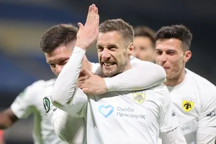 Τσέλιε – ΑΕΚ 0-4: Η ομάδα του Νίκολιτς έκανε κομμάτια τους Σλοβένους και άνοιξε τα φτερά για τους 8
