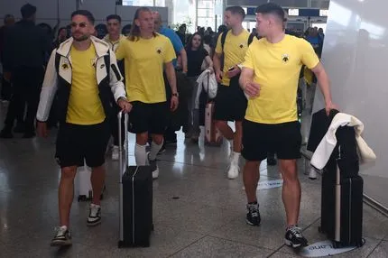 ΑΕΚ: Στιγμές από την αναχώρηση της Ένωσης για τον ιστορικό αγώνα με τη Ράγιο Βαγιεκάνο στη Μαδρίτη