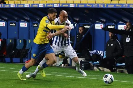 Παναιτωλικός – Ατρόμητος 1-1: Ο Γιουμπιτάνα με buzzer beater απάντησε στο φοβερό γκολ του Ματσάν και οι Περιστεριώτες έφυγαν με τον βαθμό από το Αγρίνιο