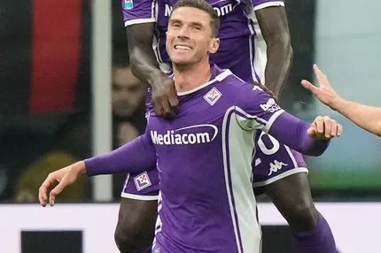 Φιορεντίνα – Λάτσιο 1-0: Ο Γκόζενς έδωσε τη λύση και οι βιόλα συνέχισαν νικηφόρα στη Serie A