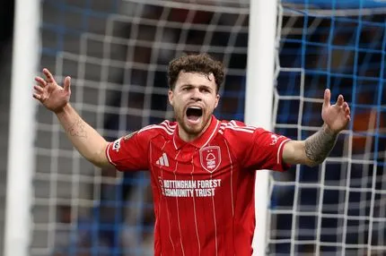 Premier League: Η Νότιγχαμ πήρε βαθμό παραμονής κόντρα στην Άστον Βίλα, η Τότεναμ ηττήθηκε και βουλιάζει