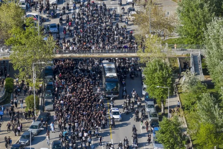 ΠΑΟΚ – Παναθηναϊκός: Χαμός έξω από το Μακεδονία Palace