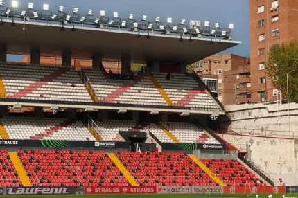 ΑΕΚ: Η εξέδρα που θα φιλοξενήσει τους φίλους της Ένωσης στο Βαγιέκας