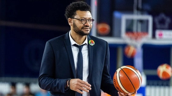 Ολυμπιακός: Ο Αχμέντ Νζόγια ο νέος προπονητής στο μπασκετ γυναικων