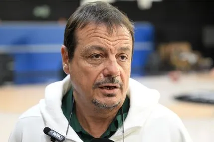 Αταμάν: “Έκανε μεγάλη θυσία και έδειξε τον χαρακτήρα του, δεν θα έπαιζαν πολλοί παίκτες με κάταγμα”