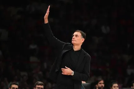 Ολυμπιακός: Ο Γιώργος Μπαρτζώκας έφτασε τις 200 ερυθρόλευκες νίκες στη Stoiximan GBL