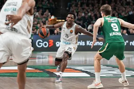 Ζάλγκιρις – Dubai BC 65-77: Έκανε τη μεγάλη ανατροπή και ελπίζει για 10άδα