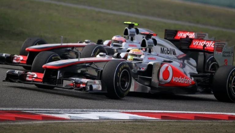 Σαν Σήμερα: H φοβερή νίκη του Χάμιλτον στην Κίνα