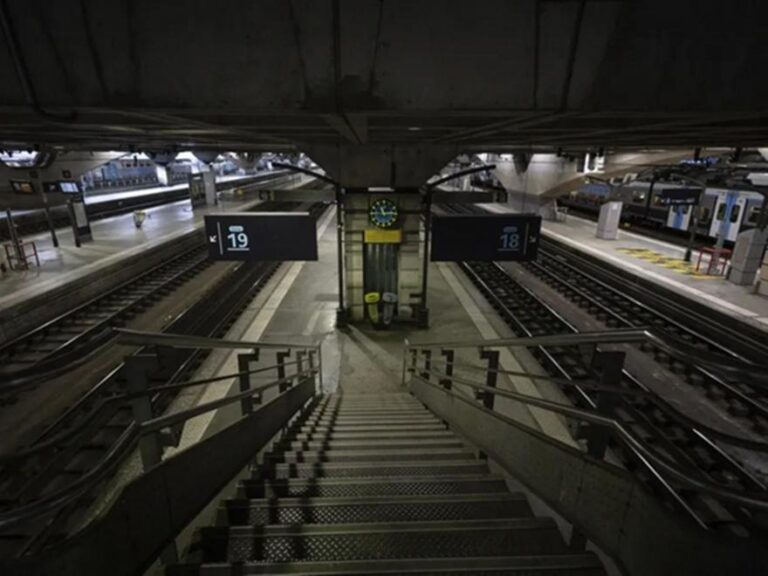 Γαλλία – Νεκρός ο οδηγός, 27 οι τραυματίες