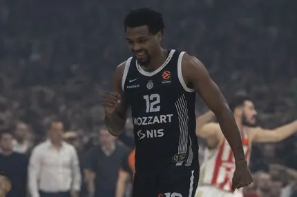 Ερυθρός Αστέρας – Παρτίζαν 82-89: Ιστορική έκτη συνεχόμενη νίκη για τους ασπρόμαυρους με σόου Τζόουνς και Μπράουν