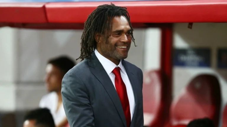 Ολυμπιακός: Το μήνυμα του Καρεμπέ μετά την ήττα από την ΑΕΚ