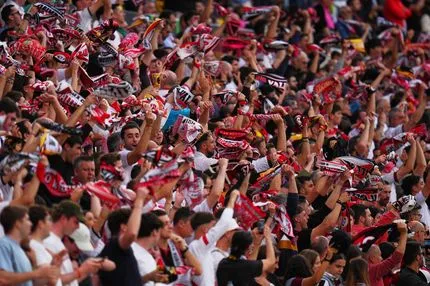 ΑΕΚ – Ράγιο Βαγιεκάνο: Η πορεία των οπαδών της Ράγιο προς την Allwyn Arena