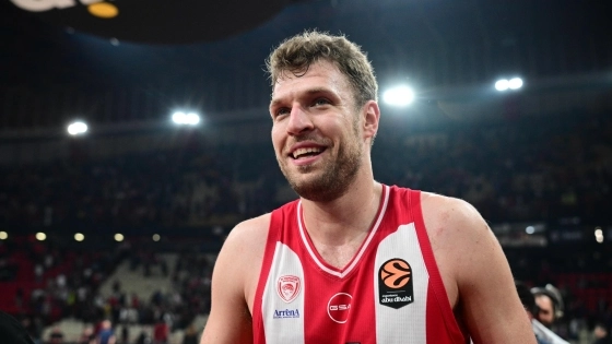 Βεζένκοβ: Τι δεν πρέπει να κάνουν οι Ναν και Ιφί για να βγει πρώτος σκόρερ της Euroleague