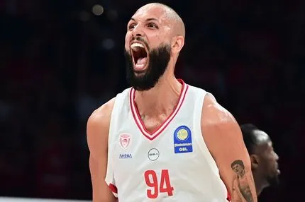 Ολυμπιακός – Παναθηναϊκός AKTOR 82-76: Ερυθρόλευκο το πρώτο βήμα για το πρωτάθλημα