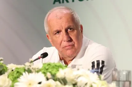 Ομπράντοβιτς: «Οικογένεια ο Παναθηναϊκός, κάνει τα πάντα για την ομάδα ο Γιαννακόπουλος»