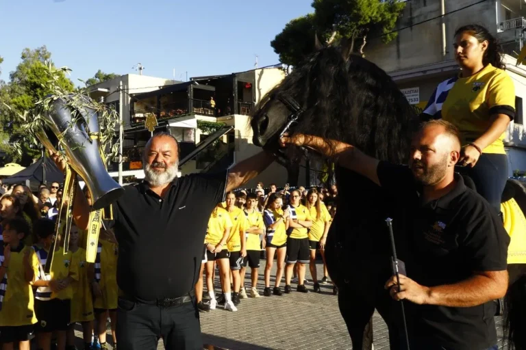 ΑΕΚ: Το φαντασμαγορικό VIDEO με την υποδοχή του τροπαίου πρωταθλήματος στη Νέα Φιλαδέλφεια