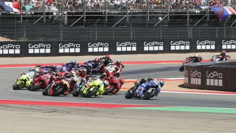 MotoGP: Ο Μάρκεθ «λύγισε» τον Μαρτίν στην Ιαπωνία και έκανε το νταμπλ