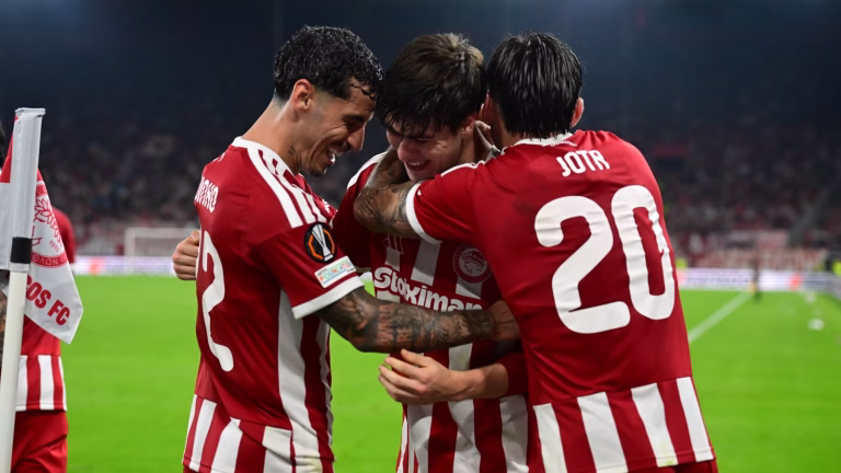 Ολυμπιακός – Καλαμάτα 5-0: Έβδομη σερί νίκη με σόου Ζότα Σίλβα και… πρώτο αίμα Μπέιλι-Μάριους