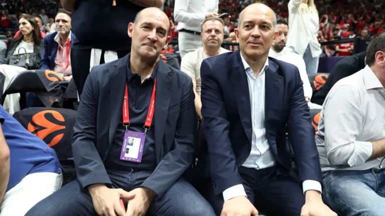 Ολυμπιακός: Σκληρή ανακοίνωση κατά Γιαννακόπουλου: «Θέλει διαιτησία 100-0, πρόσεξε τι εύχεσαι»