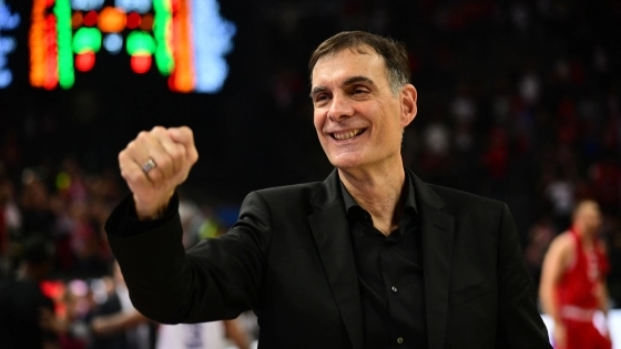 Μπαρτζώκας: «Έπρεπε να είμαστε μαχητικοί στην άμυνα, στη Euroleague δεν πας μακριά χωρίς τα μετόπισθεν»