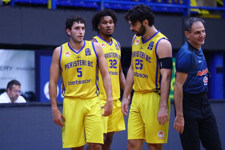 Περιστέρι – Μπάμπεργκ 93-87: Ο Νικολαΐδης… ξέρανε τους Γερμανούς στο φινάλε